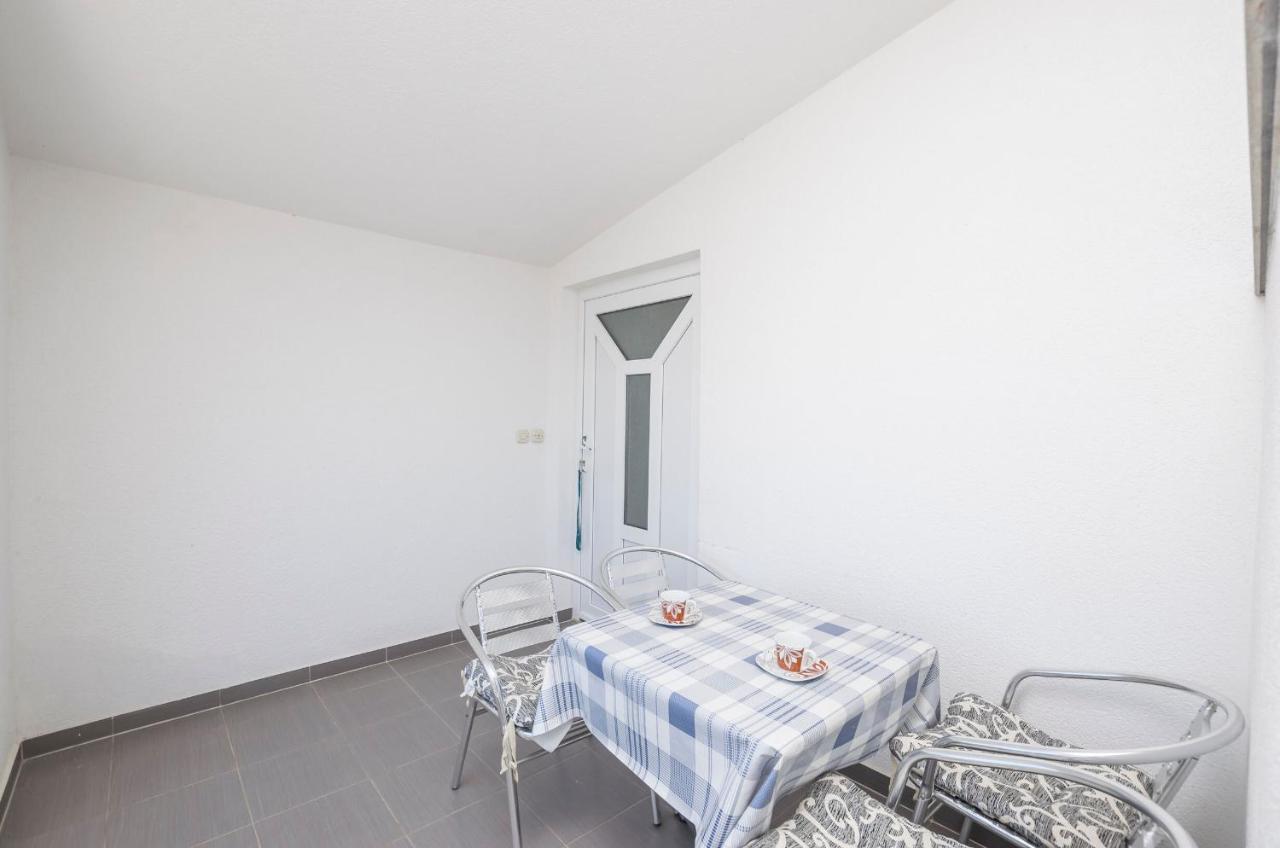 Apartments Ivan Vir Habitación foto